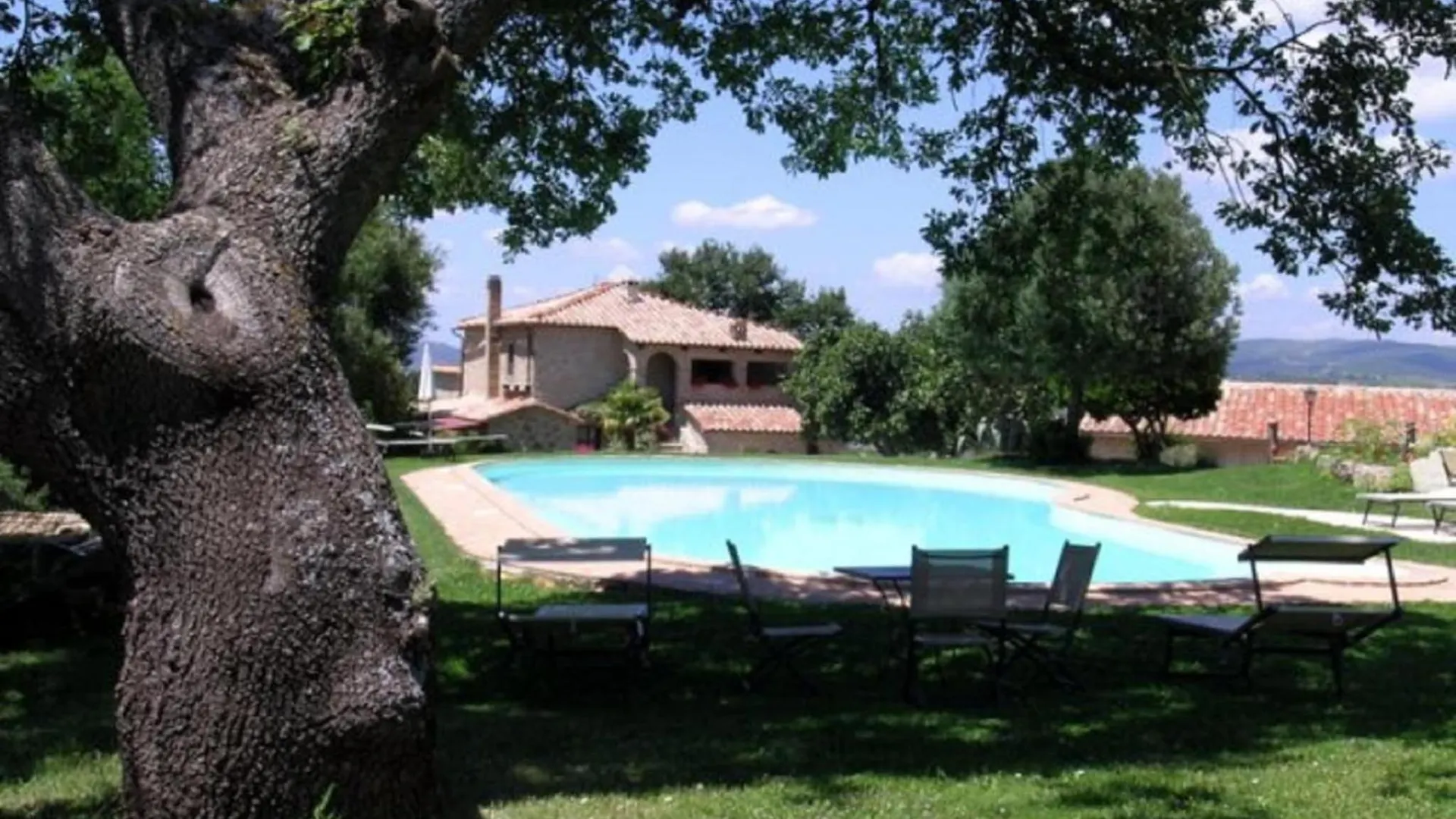 Pleasant Holiday Home In Seggiano With Private Terrace