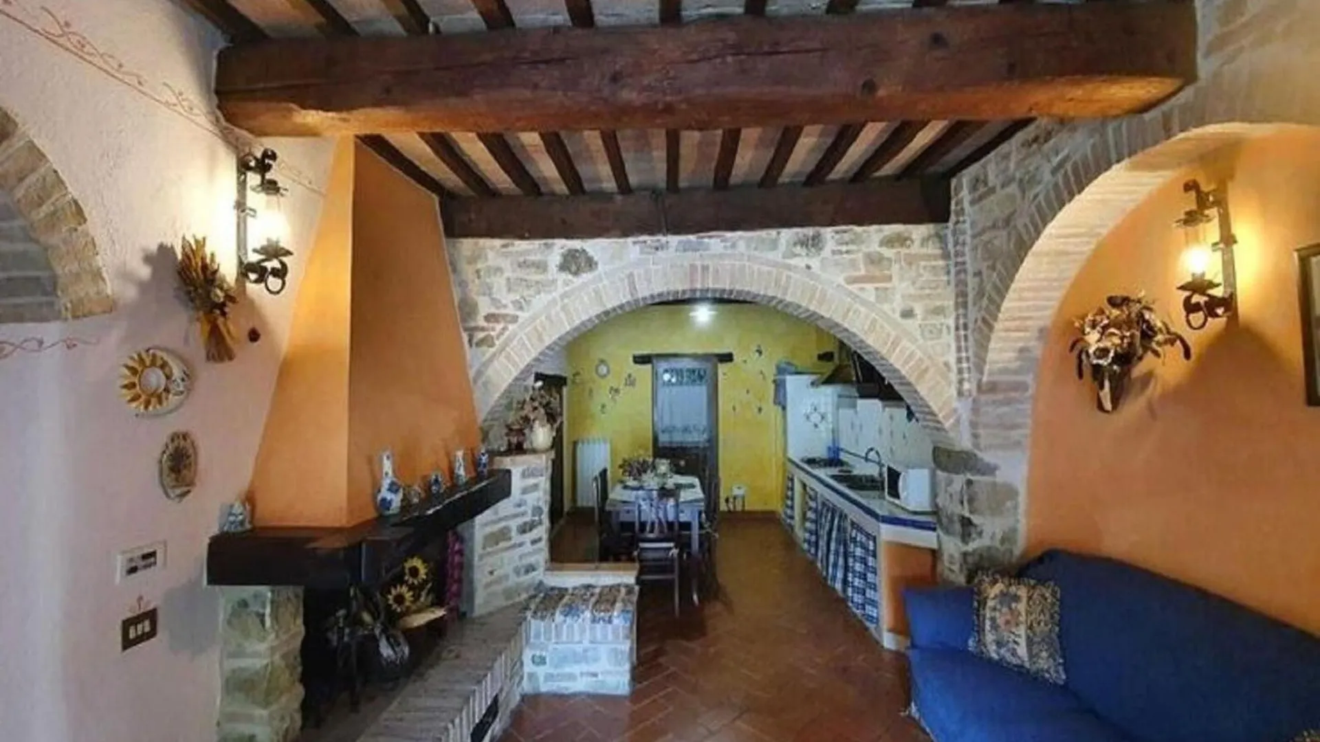 Pleasant Holiday Home In Seggiano With Private Terrace