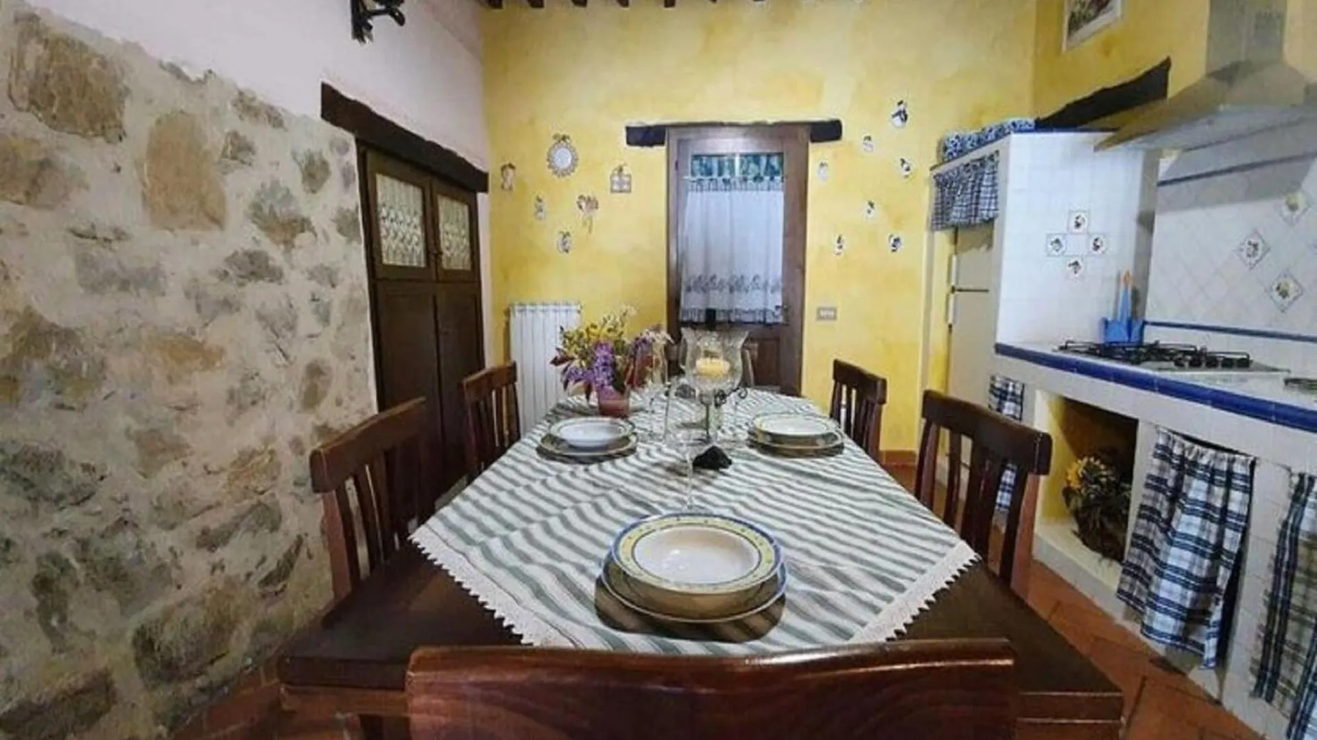 Pleasant Holiday Home In Seggiano With Private Terrace Italy