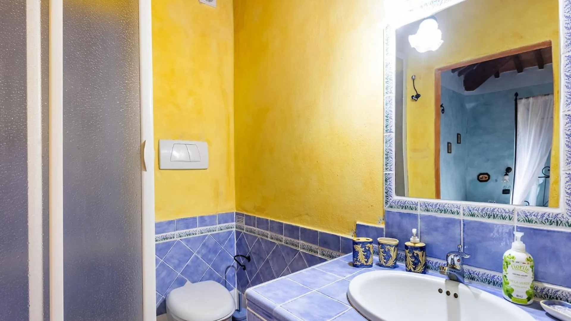 Pleasant Holiday Home In Seggiano With Private Terrace